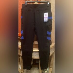 New-POP Fit Women’s Leggings in Black and Blue